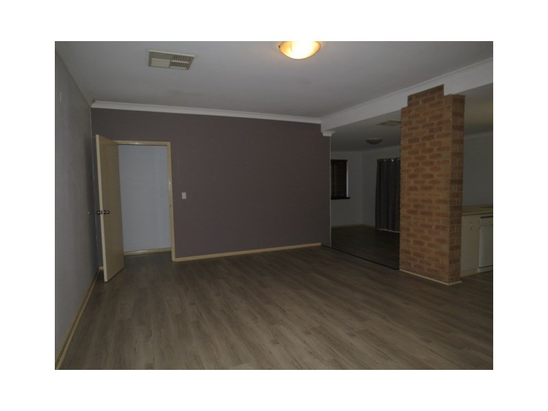 48 Sorensen Road, High Wycombe WA 6057