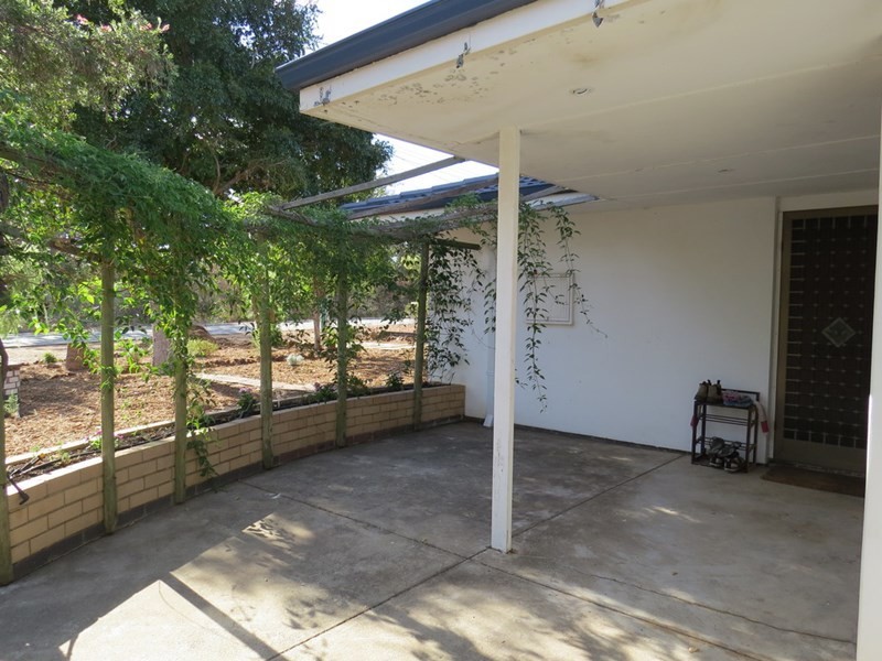 49 Alpine Road, Kalamunda WA 6076