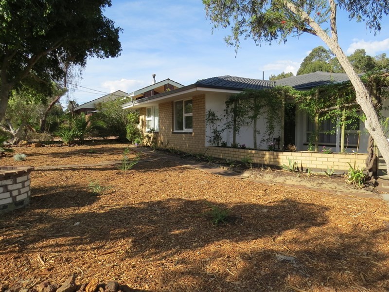 49 Alpine Road, Kalamunda WA 6076