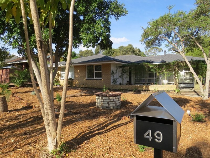 49 Alpine Road, Kalamunda WA 6076