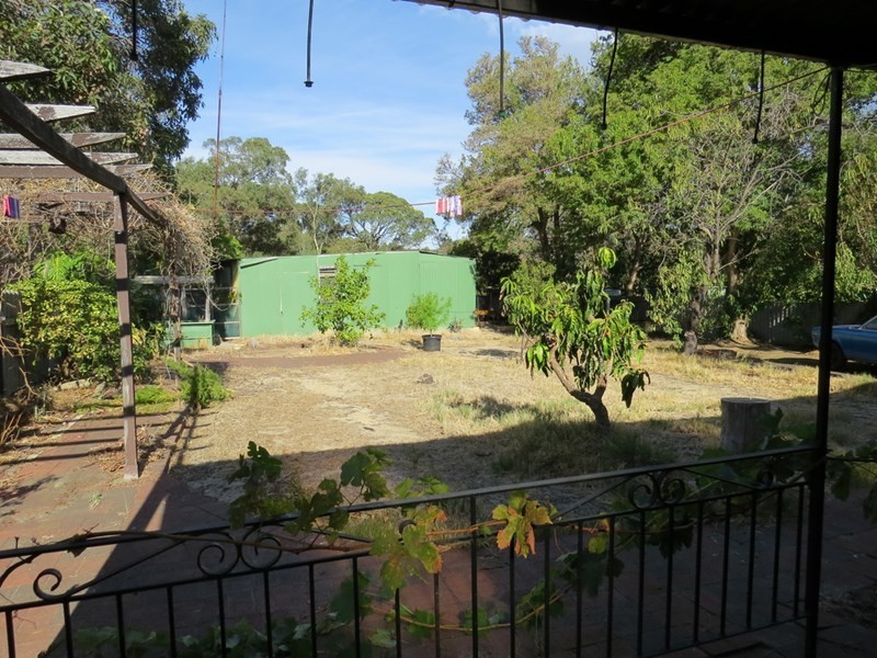 49 Alpine Road, Kalamunda WA 6076