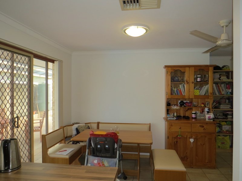 8/16 Leiden Place, Forrestfield WA 6058