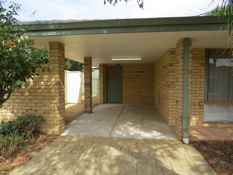 8/16 Leiden Place, Forrestfield WA 6058