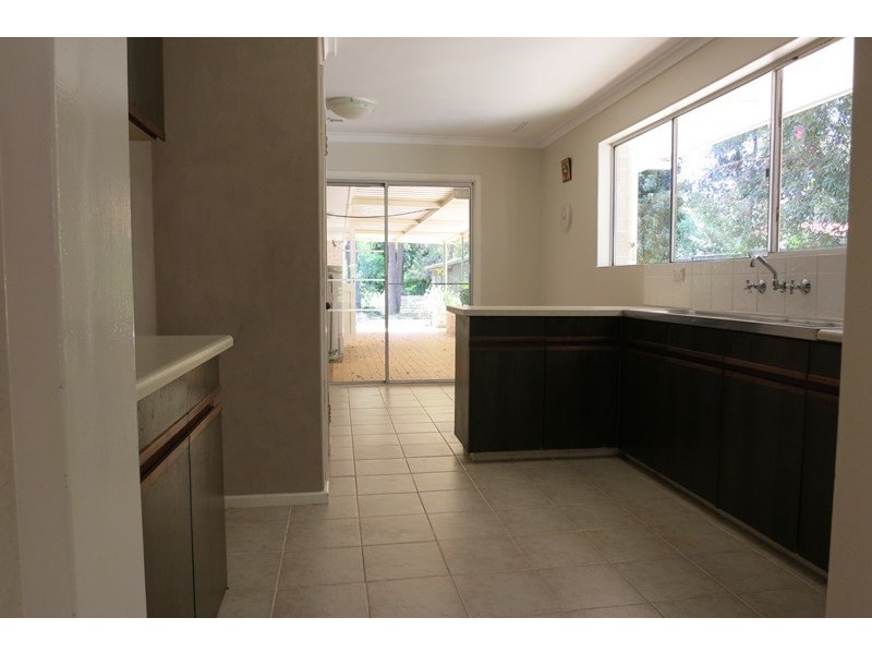 25 Trafalgar Road, Lesmurdie WA 6076