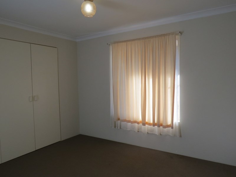 1 Brolga Court, High Wycombe WA 6057