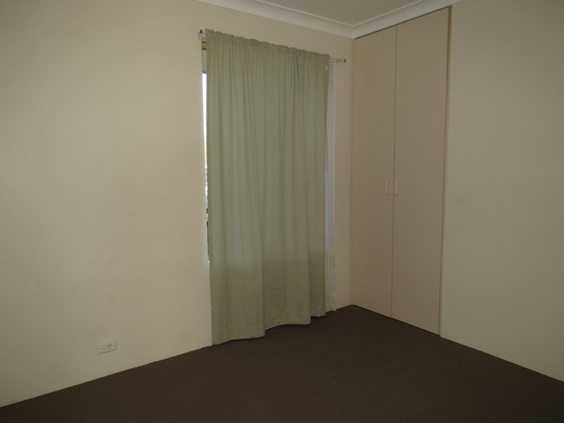 1 Brolga Court, High Wycombe WA 6057