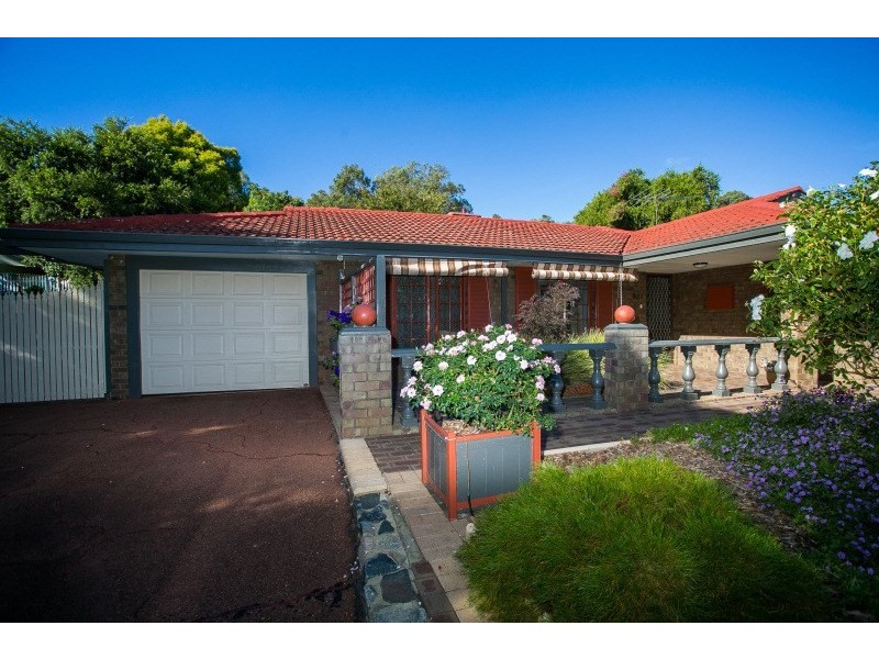 44 Watsonia Road, Gooseberry Hill WA 6076