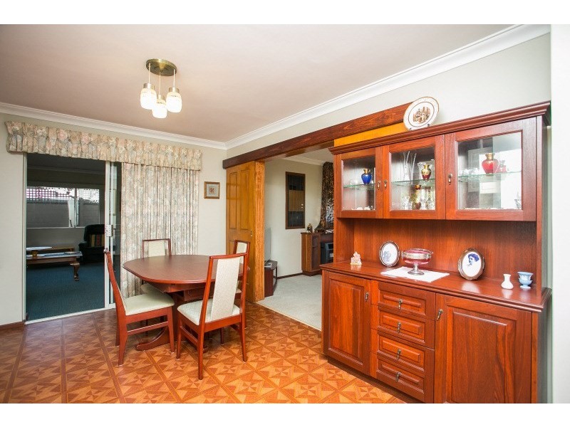 44 Watsonia Road, Gooseberry Hill WA 6076