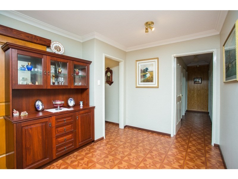 44 Watsonia Road, Gooseberry Hill WA 6076