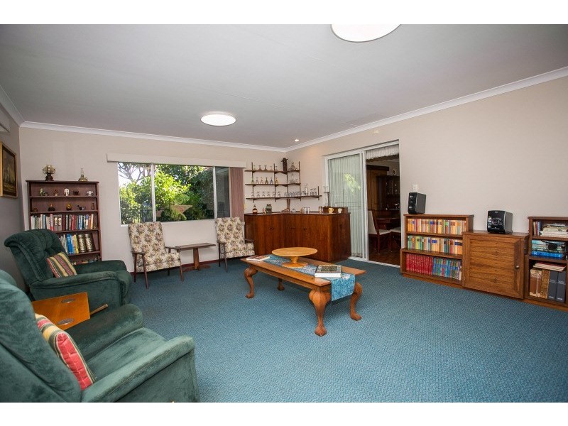 44 Watsonia Road, Gooseberry Hill WA 6076