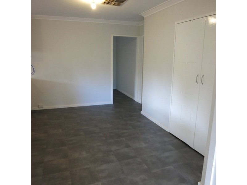 71 Temby Avenue, Kalamunda WA 6076