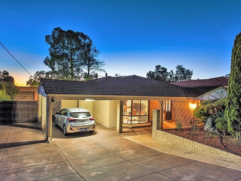 45 Bridgwood Road, Lesmurdie WA 6076