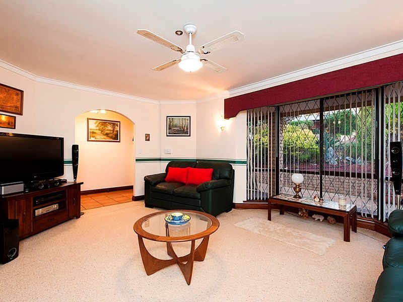 45 Bridgwood Road, Lesmurdie WA 6076