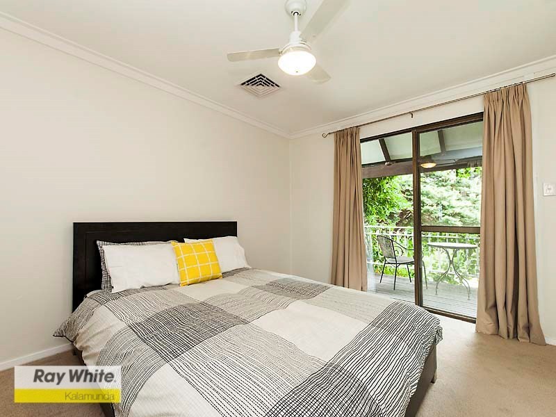 16 Jones Street, Kalamunda WA 6076