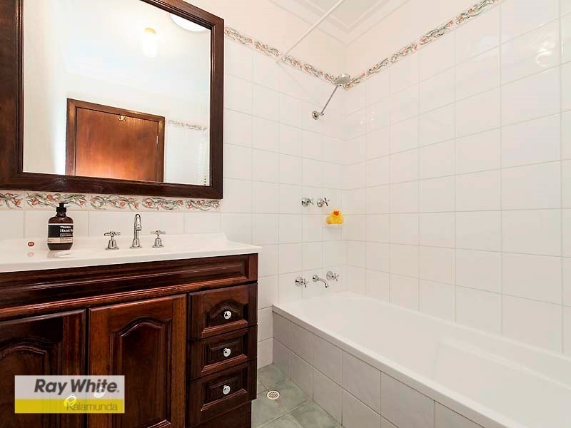 16 Jones Street, Kalamunda WA 6076