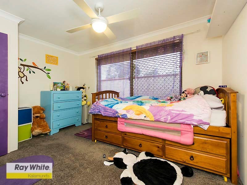 14 Sapphire Way, Maida Vale WA 6057