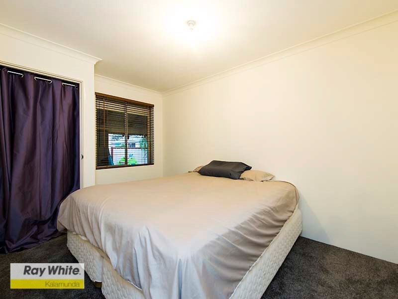 14 Sapphire Way, Maida Vale WA 6057
