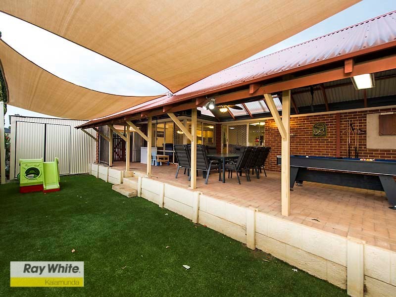 14 Sapphire Way, Maida Vale WA 6057