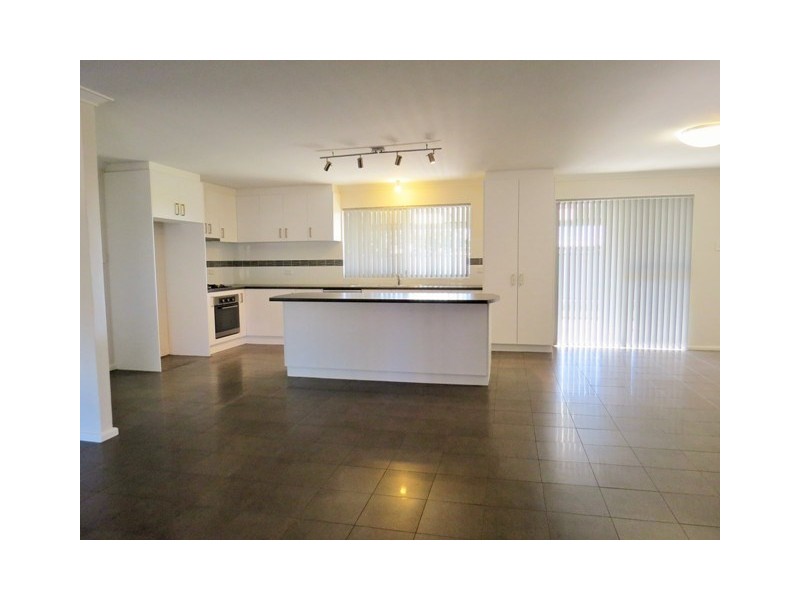 262 Grove Road, Lesmurdie WA 6076