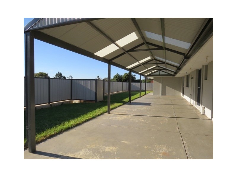 262 Grove Road, Lesmurdie WA 6076