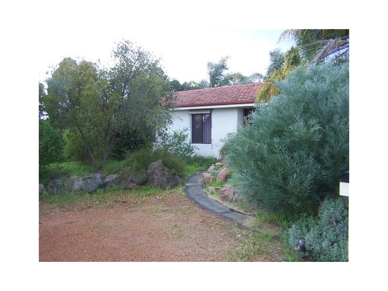 7 Scenic Drive, Maida Vale WA 6057