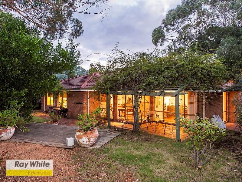 33 Peoples Avenue, Gooseberry Hill WA 6076