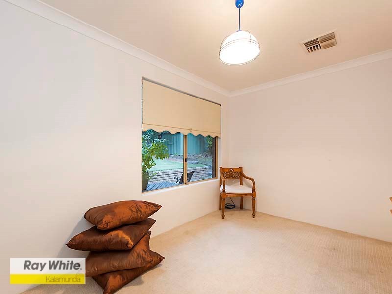 33 Peoples Avenue, Gooseberry Hill WA 6076