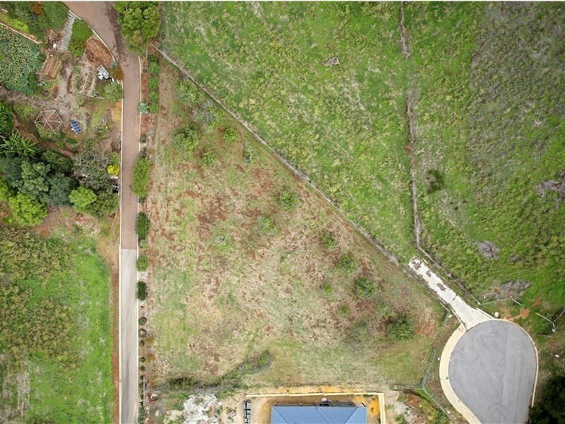 6 Zavatteri Rise, Roleystone WA 6111