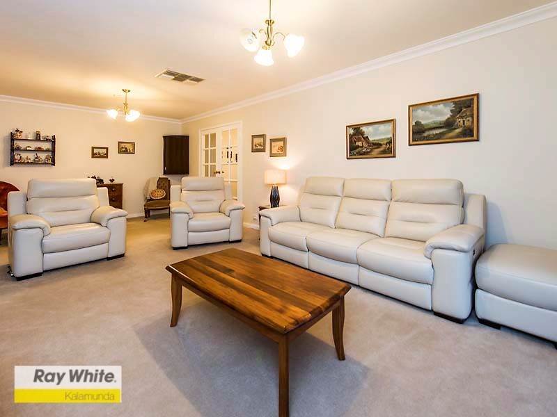 4 Keane Street, Lesmurdie WA 6076