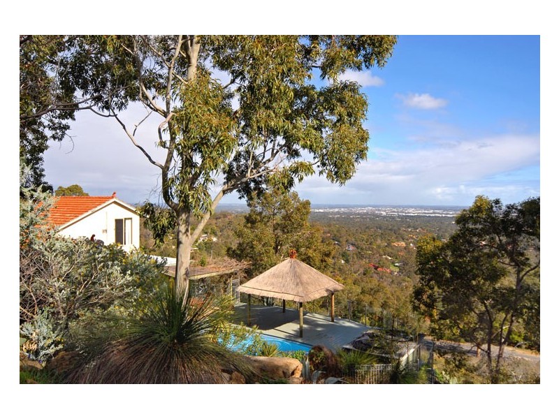 3 The Corkscrew, Gooseberry Hill WA 6076