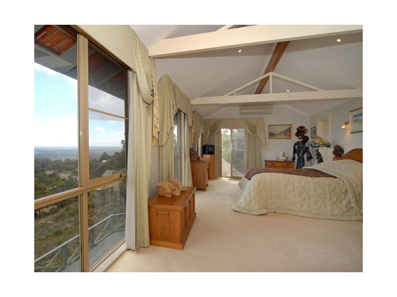 3 The Corkscrew, Gooseberry Hill WA 6076