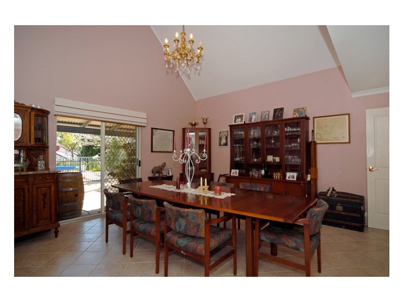 163 Railway Road, Gooseberry Hill WA 6076