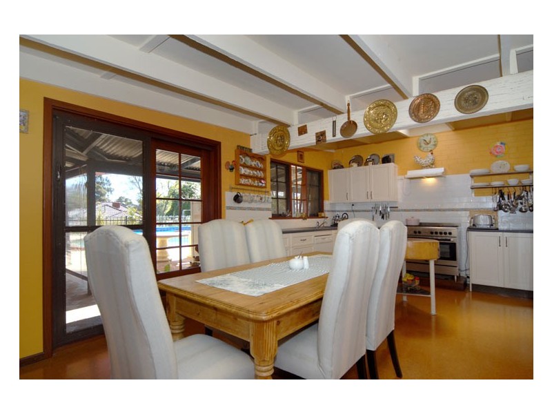 163 Railway Road, Gooseberry Hill WA 6076