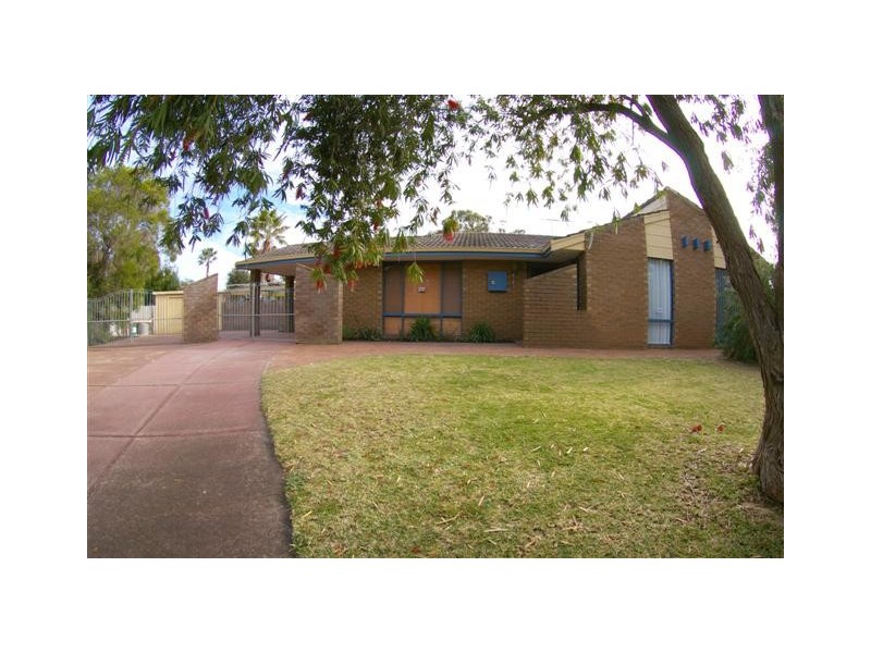 26 Sovereign Place, Forrestfield WA 6058