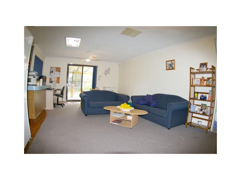 26 Sovereign Place, Forrestfield WA 6058