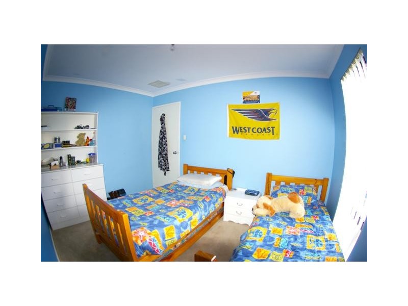 26 Sovereign Place, Forrestfield WA 6058