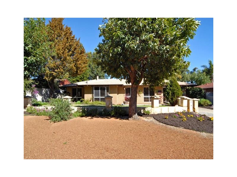 36 Juniper Way, Forrestfield WA 6058