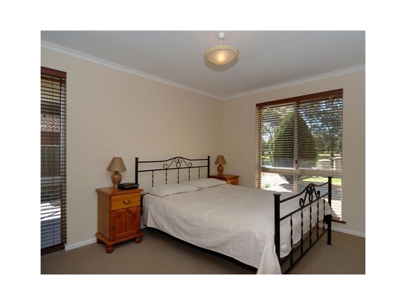 36 Juniper Way, Forrestfield WA 6058