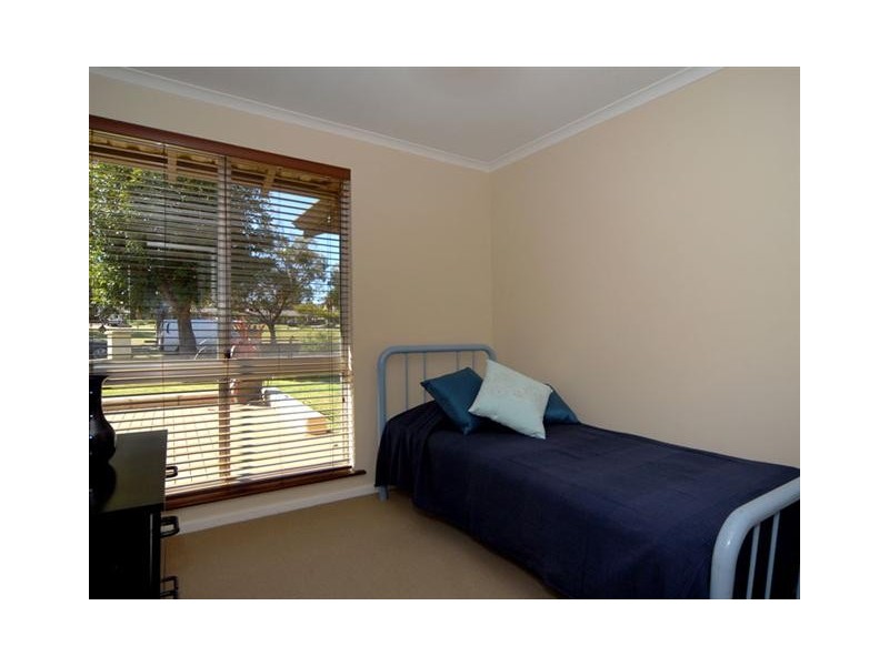 36 Juniper Way, Forrestfield WA 6058