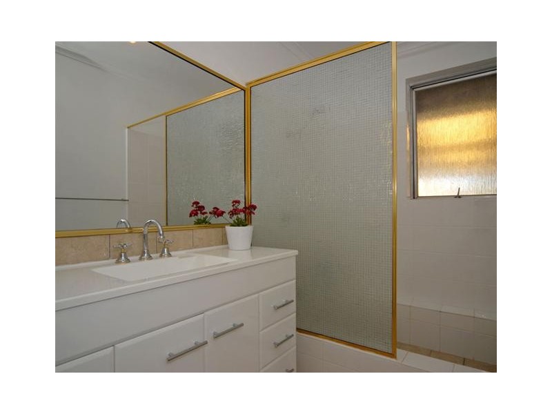 36 Juniper Way, Forrestfield WA 6058