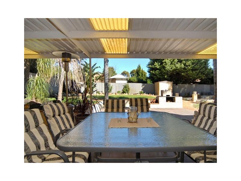 36 Juniper Way, Forrestfield WA 6058