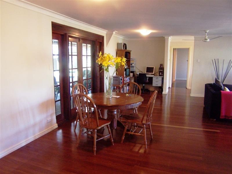 48 Basildon Road, Lesmurdie WA 6076