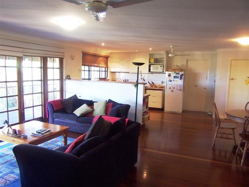 48 Basildon Road, Lesmurdie WA 6076