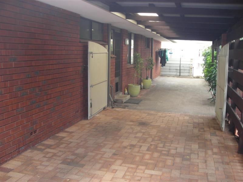 42 Heslop Road, Lesmurdie WA 6076