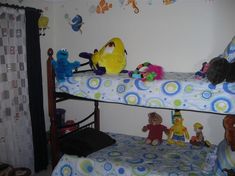 42 Heslop Road, Lesmurdie WA 6076