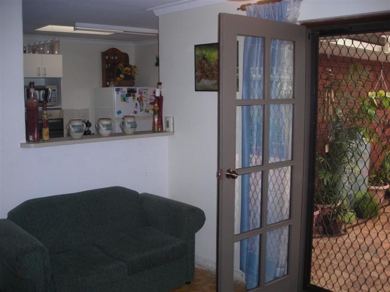 42 Heslop Road, Lesmurdie WA 6076