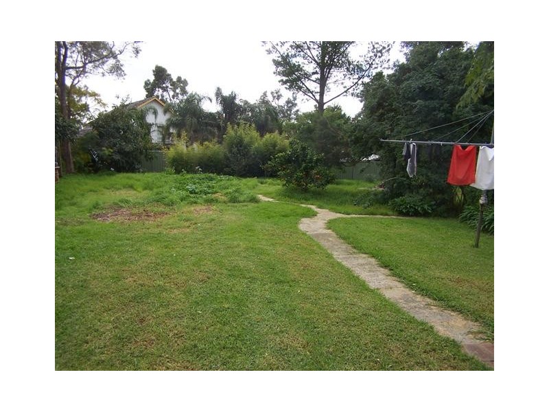212 Grove Road, Lesmurdie WA 6076