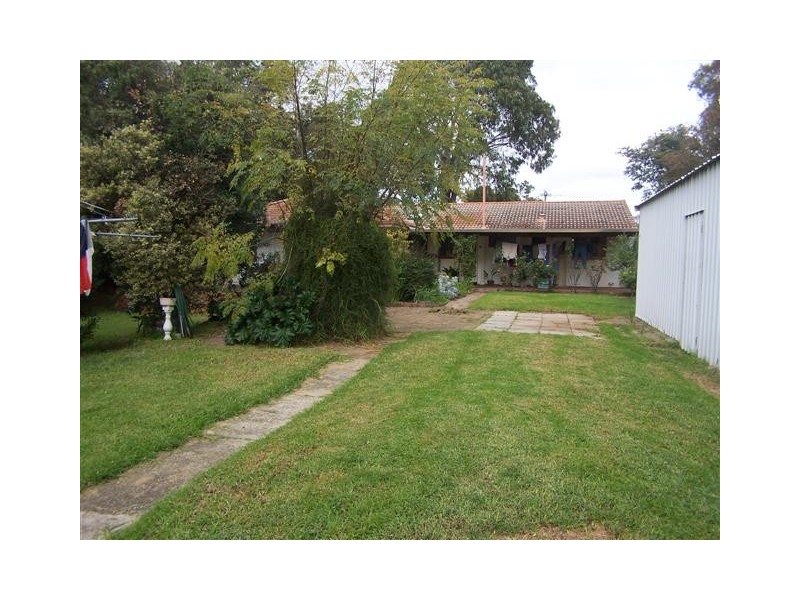 212 Grove Road, Lesmurdie WA 6076