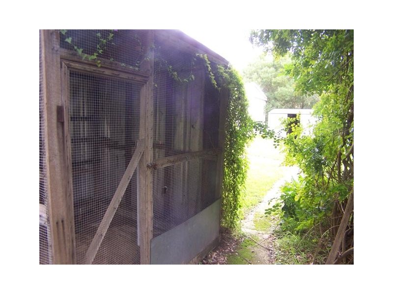 212 Grove Road, Lesmurdie WA 6076