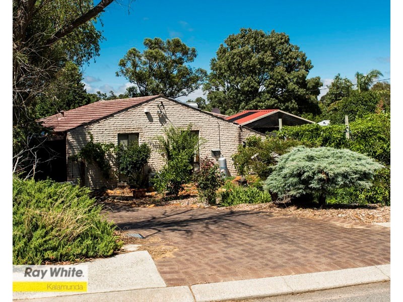 17 Bridgwood Road, Lesmurdie WA 6076